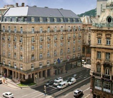 The CP Holdings would buy out the ahareholders of the Danubius Hotels Nyrt.