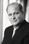  Dr. Salgó István Magyarországi Üzleti Tanács a Fenntartható Fejlődésért elnöke Business Superbrands Szakértői Bizottság elnöke 