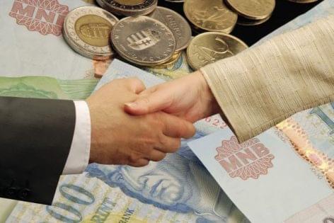 A magyar cégek fizetési fegyelme javult, a külföldieké romlott