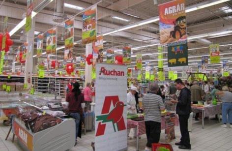 Friss gyümölccsel és 10 millió bizalomponttal támogatja a mentősöket az Auchan