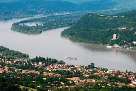 Expanding  tourist traffic at the Danube Bend