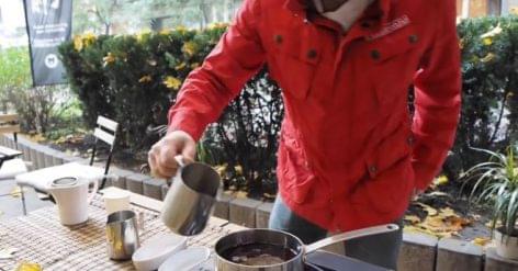 The hot wine recipe of the sommelier-champion – Video of the day
