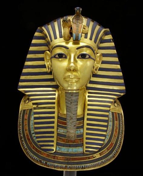 Tutanhamon maszkját Henkel-ragasztó tartja össze