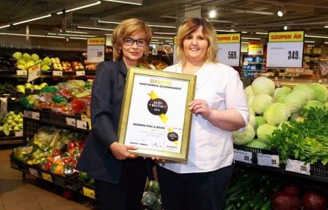 The SPAR received a Shop of the Year Award