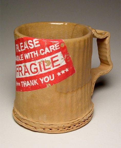 Cardboard mugs – Picture of the day