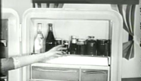 A refrigerator ad from 60 years ago – Video of the day