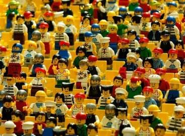 LEGO Group sets record sales and profit in 2025