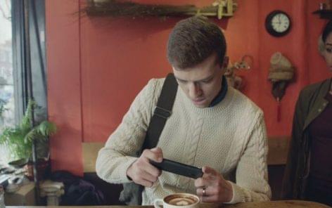 Remek McDonald’s fricska a hipszter stílusú kávézásnak – A nap videója