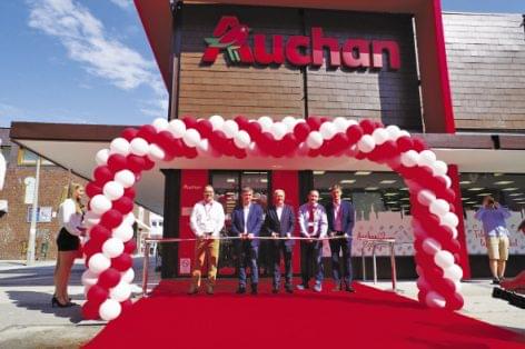Megnyílt az első Auchan-szupermarket Szekszárdon