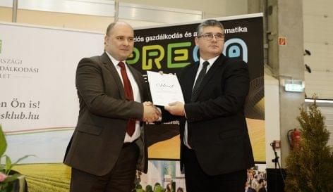 Együttműködési megállapodást kötött az Agrármarketing Centrum és a Magyarországi Precíziós Gazdálkodási Egyesület