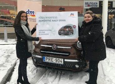 Februárban is lehet karácsony! Átvette FIAT 500L típusú autóját a dm szerencsés nyertese