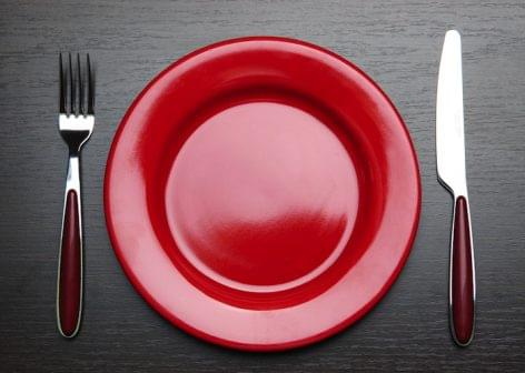 Want to lose weight? Use a RED plate!