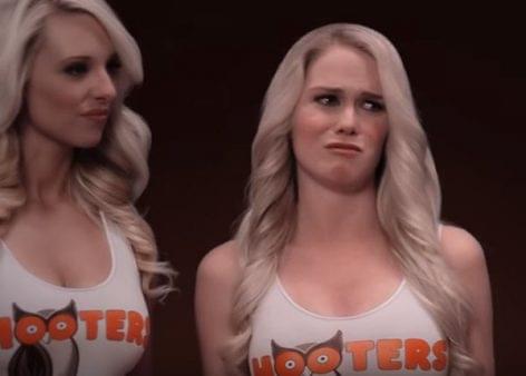 Is Hooters’ chickenwing-ad for blond chicks? – Video of the day