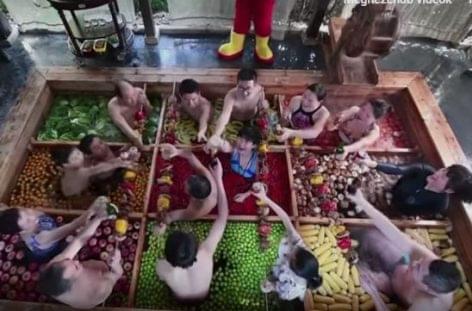 Human hot pot – Video of the day