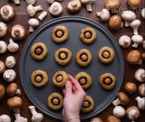 Be a smart cookie with these 12 cookie decorating hacks – Video of the day
