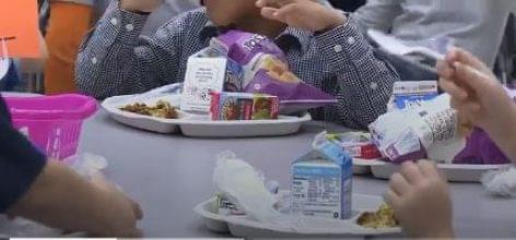 Leftover food in a school in Indiana – Video of the day