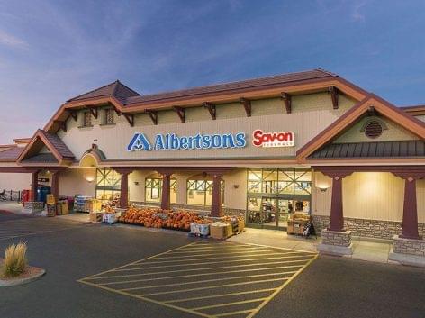 Albertsons acts to open online experience to all