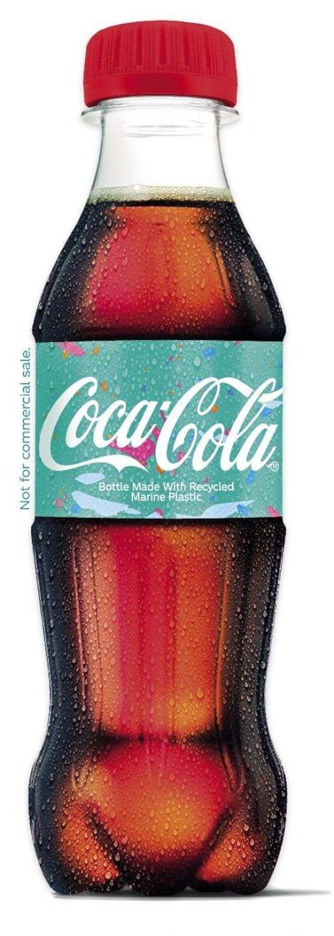 Újrahasznosított tengeri hulladékból és papírból készülhet a holnap Coca-Cola palackja