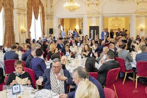 Magazine: MVI’s end-of-year gala for the ninth time
