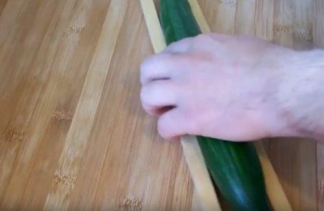 This is the proper cucumeber! -Video of the day