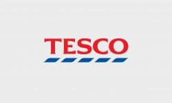 Áraiba, munkatársaiba és áruházaiba fektet be a Tesco