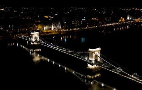 Budapest sends messages to major cities through illuminated windows of empty hotels
