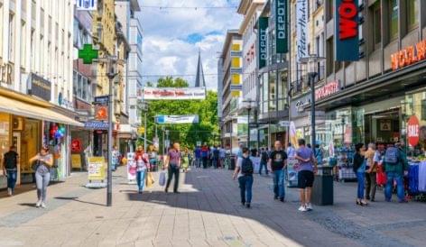 German retailers, landlords agree guidelines to cut rent