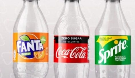100%-ban rPET flakonokra vált a Coca-Cola Norvégiában és Hollandiában
