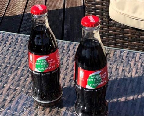 Hogyan szurkoljunk a magyar válogatottnak – A Coca Cola és egy sportpszichológus tippjei
