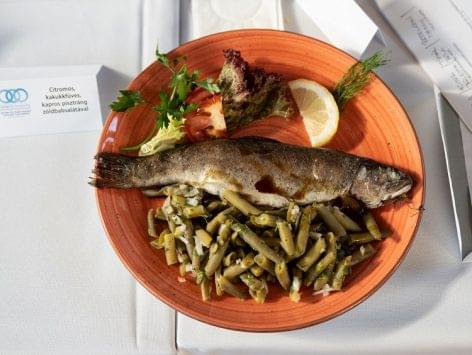 Zöldséges sült hal lett a tökéletes családi vacsora