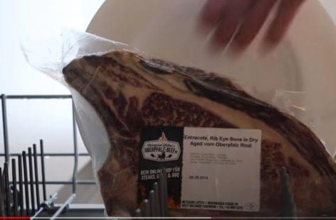 Dishwasher Steak – Video of the day