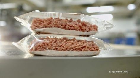 Darált hús flow pack csomagolásban