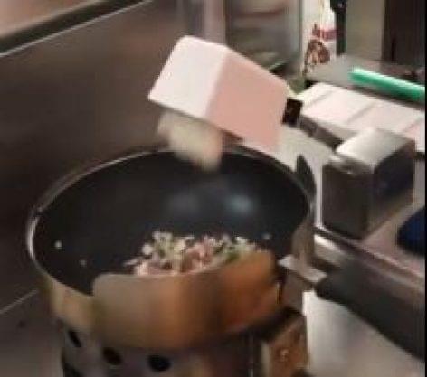 Not a chef in sight – Video of the day