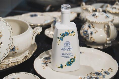 Egy magyar gin közreműködésével fiatalodik a Zsolnay Porcelánmanufaktúra márka