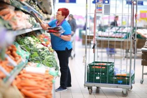 Tesco focuses on private label products