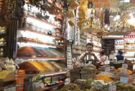 Az isztambuli fűszerpiac csodái – A nap videója