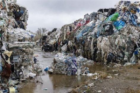 A Tisztítsuk meg az országot! programban eddig 300 ezer tonna hulladékot szállítottak el