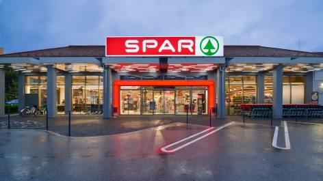 Több mint 4 milliárd forintból korszerűsítette áruházait a SPAR