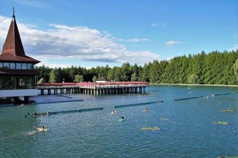 Szallas.hu: a hévízi és balatonfüredi szállások a legdrágábbak idén nyáron