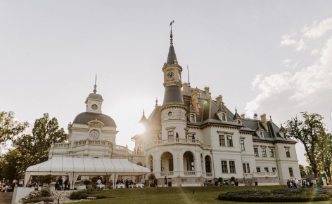 Magyarország legjobb 5 csillagos szállodája lett a BOTANIQ Turai Kastély