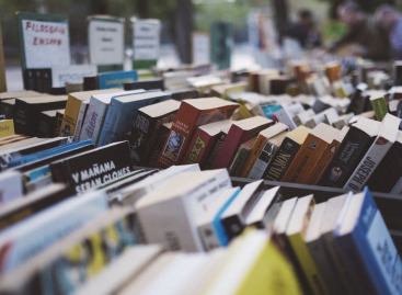 Amazon dominates the world’s book market