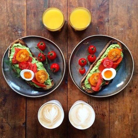 Symmetrical breakfasts – Picture of the day