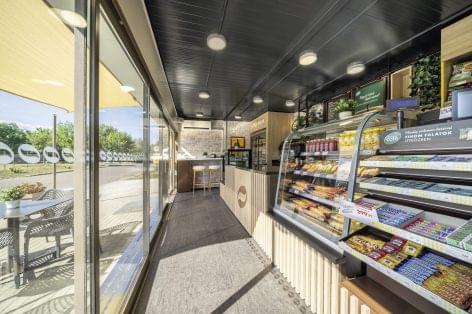 Model project of the successful Shell Café network debuts in Hungary, and offers a new kind of shopping experience