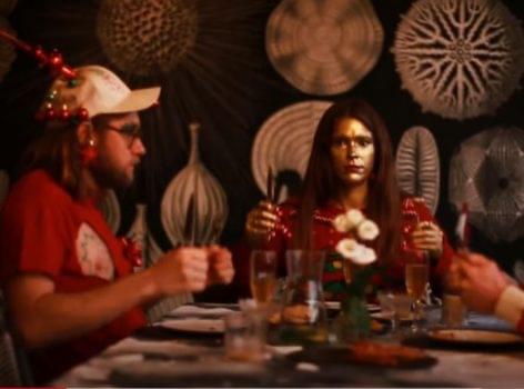Neofuturista vacsora – A nap videója