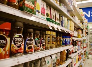 Further sales decrease in FMCG retail in September