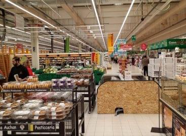Italian Hypermarkets Shrinking To Counter Falling Sales