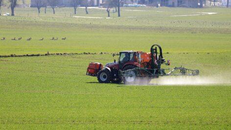 From January, the electronic spraying diary must be kept on the Nébih surface