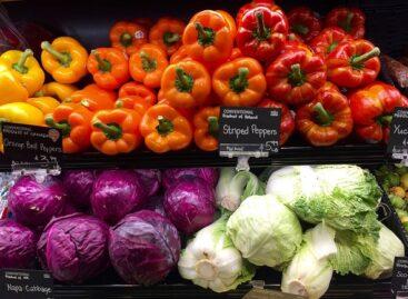 Bajban a britek, egyes zöldségféléket csak limitált mennyiségben vásárolhatnak meg
