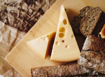 A Lidl hétfőtől a legnépszerűbb sajtok árát csökkenti