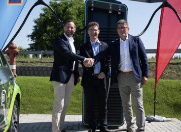 ALDI and E.ON are installing ultra-fast electric car chargers in Székesfehérvár, which will soon be followed by more